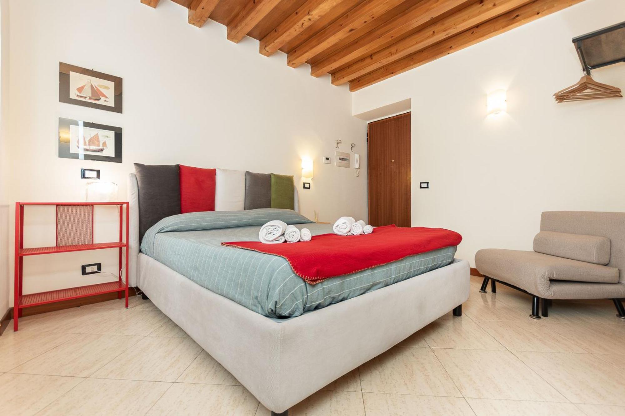 Apartment Centro - 250m Da Stazione Ferroviaria Genoa